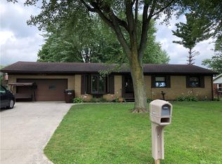 1069 Donald Dr, Greenville, OH 45331