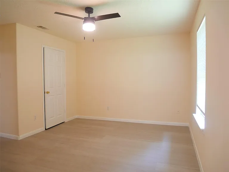 6603 Schambray St — Photo 31