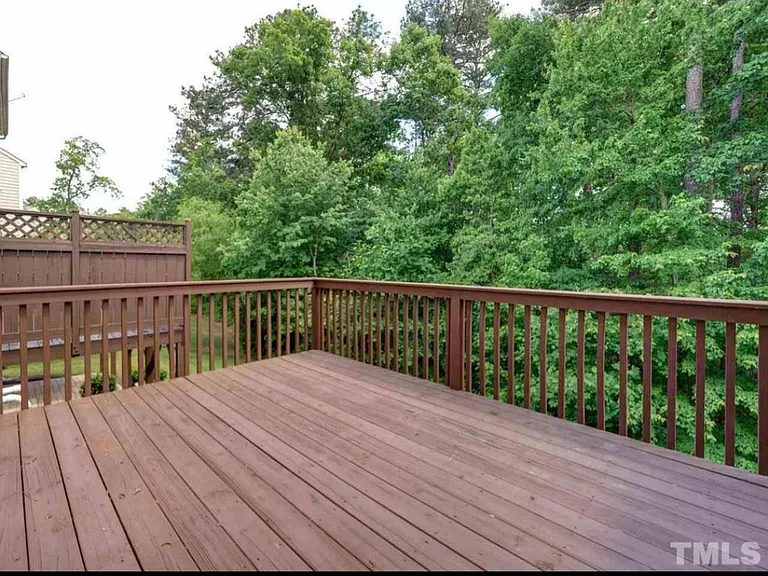 8627 Macedonia Lake Dr — Photo 6