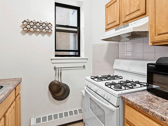 4th image of 513 W 157th St APT 2C