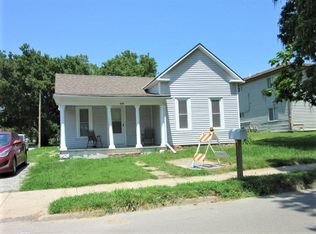 918 Scott St, Beatrice, NE 68310