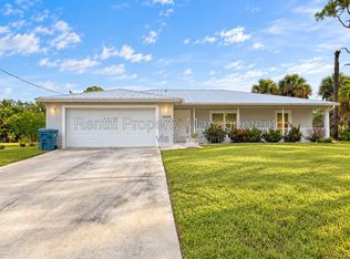 5059 N Peachtree Cir, Labelle, FL 33935