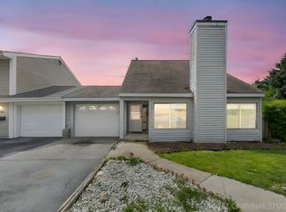 516 Gardiner Ct, Romeoville, IL 60446