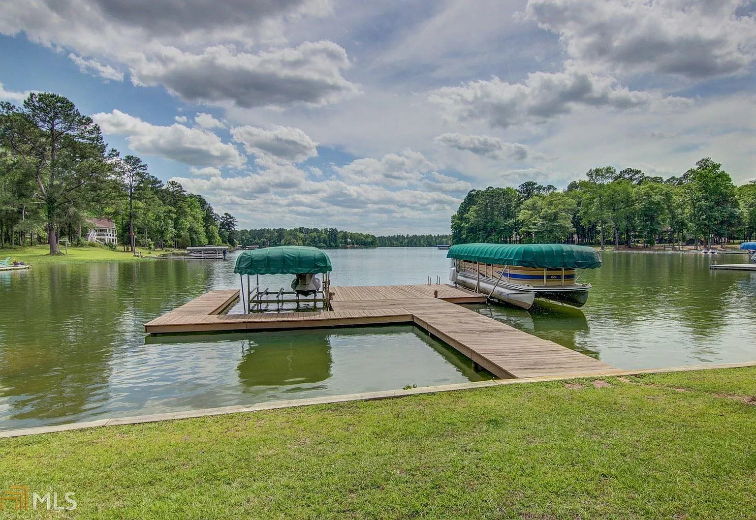 1190 Kimbrough Dr photo 1
