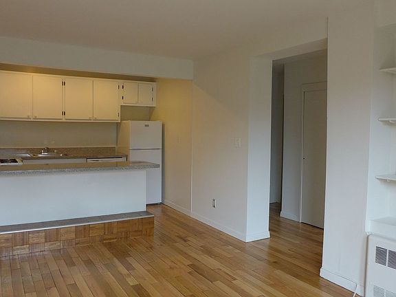 4th image of 171 E 89th St APT 10E
