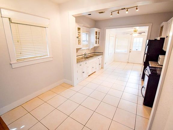 5th image of 3823 Wilmer St