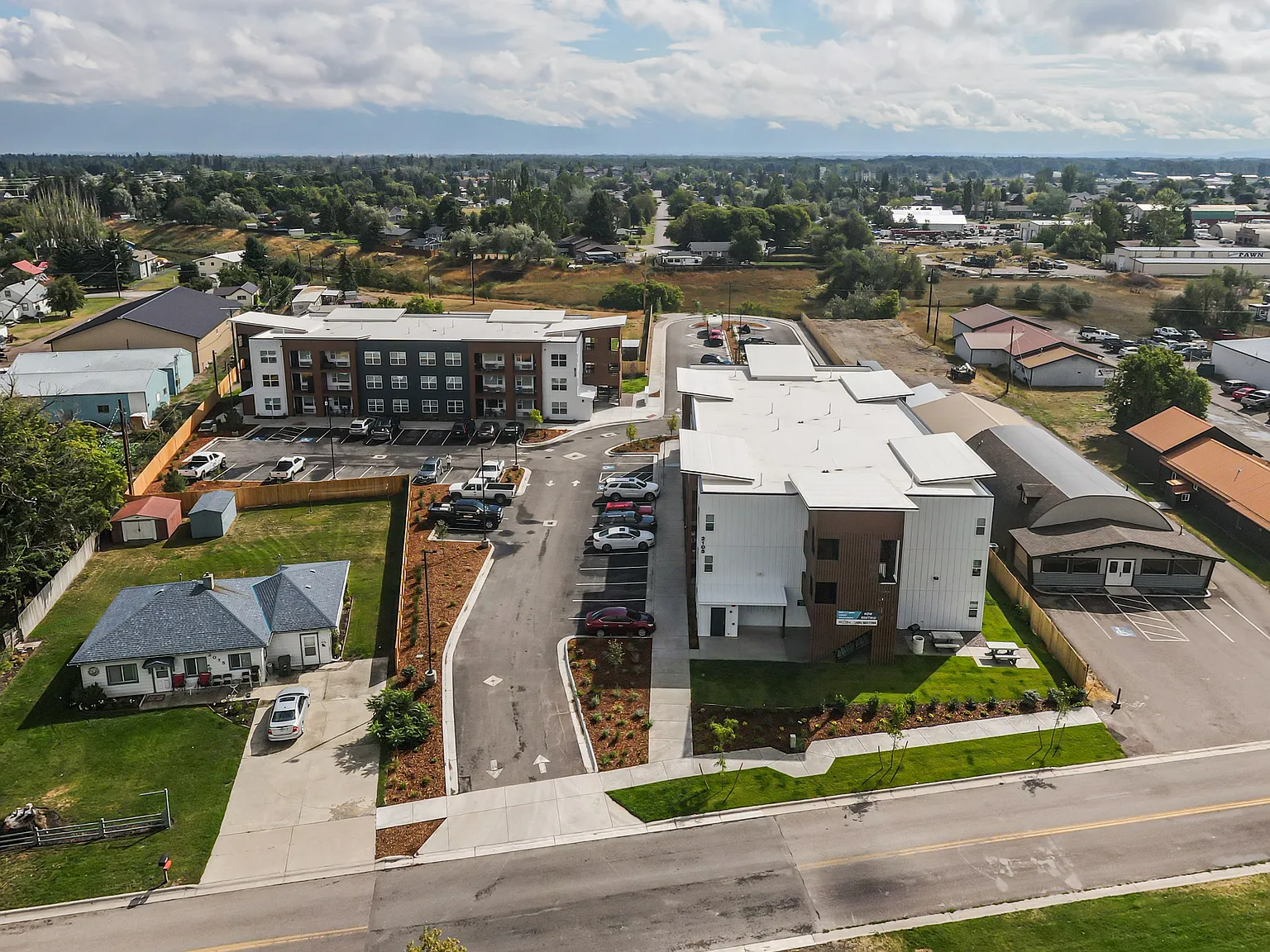 Skyview Lofts — Photo 1