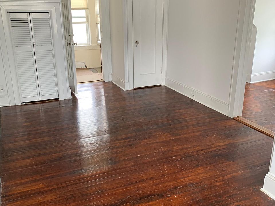 1st image of 215 Park Ave Floor 3