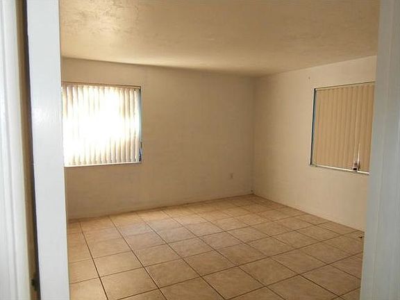 4th image of 7125 Dickens Ave APT 2