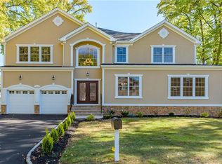 1004 Wood Ave, Edison, NJ 08820