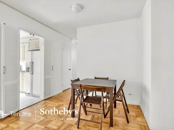 110-50 71st Road image 8 of 18