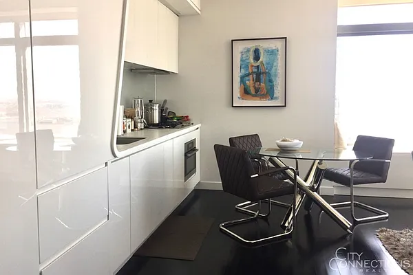 Rented by City Connections Realty | media 30