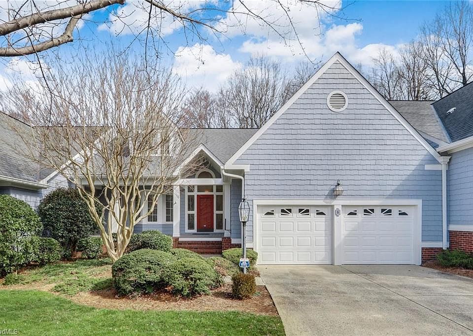 1st image of 8 Sommerton Ct