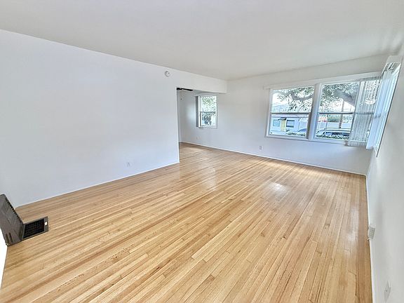 3rd image of 2215 Florencita Ave #2215