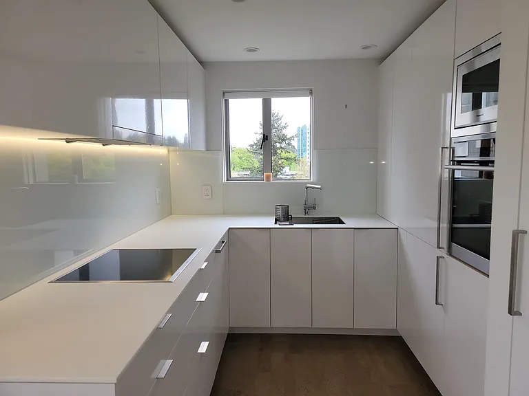 1166 W 11th Ave #701 — Photo 10