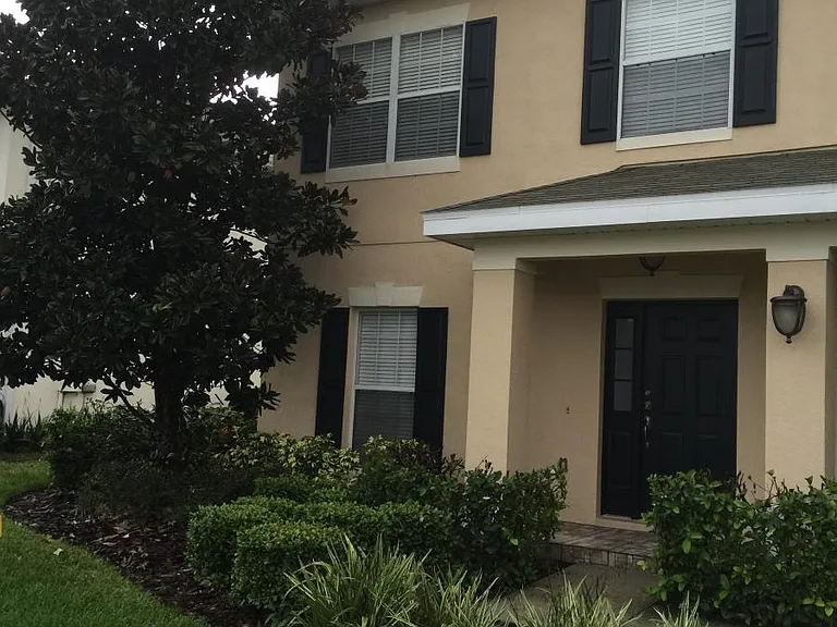 10748 Cypress Trail Dr — Photo 2