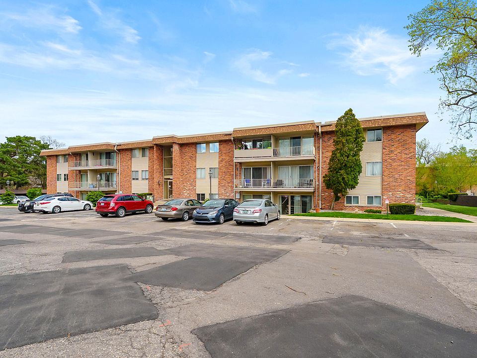 1st image of 742 W Kilgore Rd APT 307