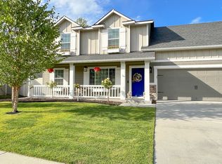 10136 W Wyatt Earp Dr, Star, ID 83669