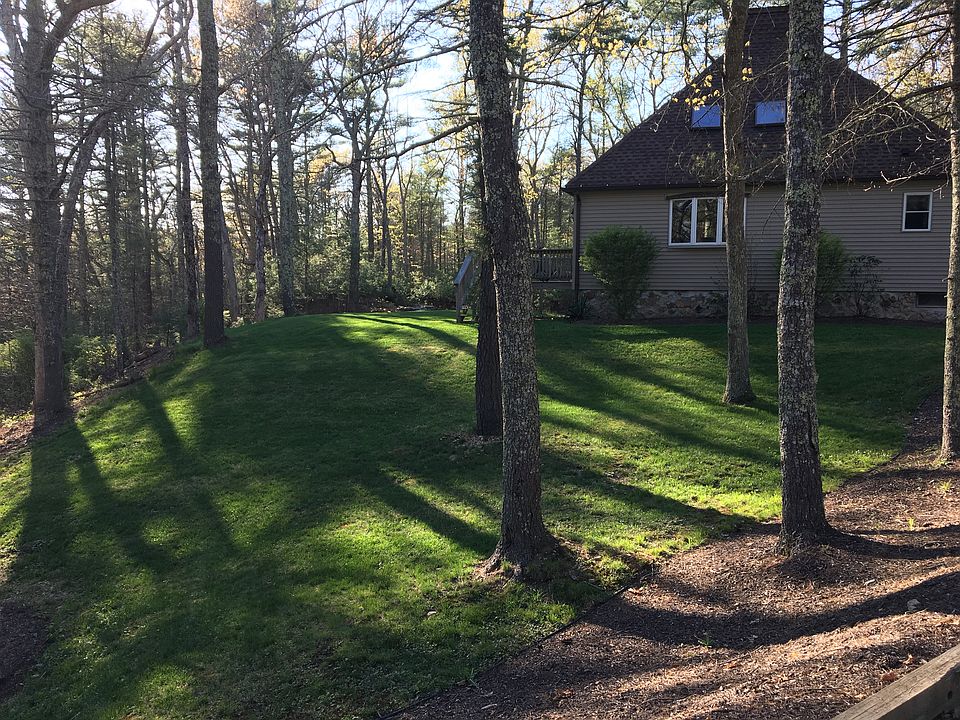 1st image of 5 Gobeille Dr