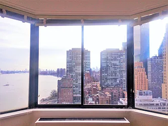 Rented by Perlbinder Realty