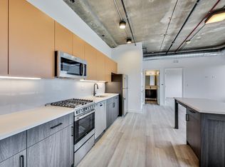 5700 N Ashland Ave #801, Chicago, IL 60660