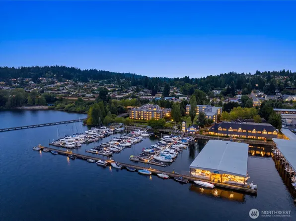 6121 NE 175th Street #A402, Kenmore, WA 98028