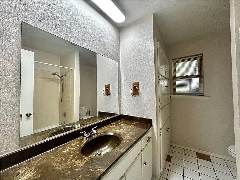 6209 Gayle Dr — Photo 31