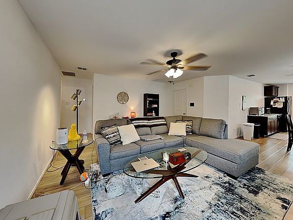 5th image of 5603 Elwood Dr