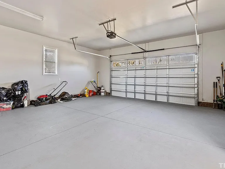 119 Aviemore Ln — Photo 20