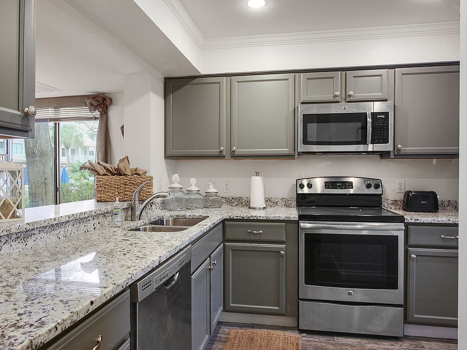 1st image of 15 Deallyon Ave APT 94