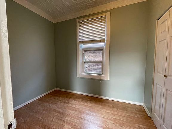 4th image of 3717 S Wolcott Ave #4