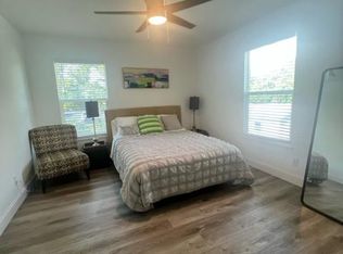 1003 Creech Rd, Naples, FL 34103