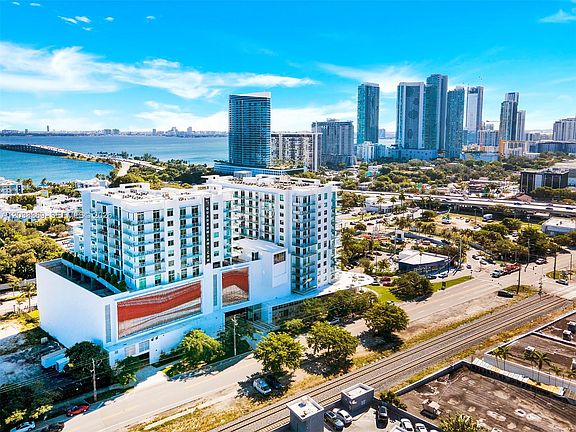 4th image of 3900 Biscayne Blvd Unit S-418