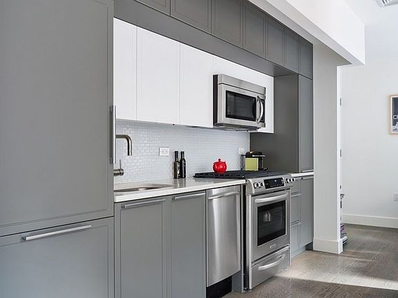 2nd image of 432 W 52nd St APT 3B