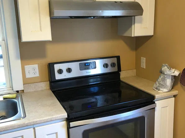 245 E Main St #1, East Brookfield, MA 01515