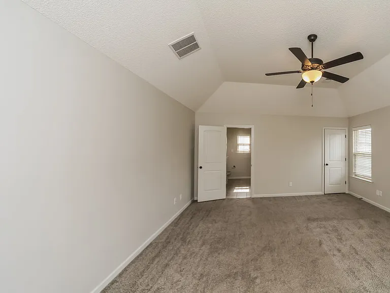 1089 Carib Loop W — Photo 10