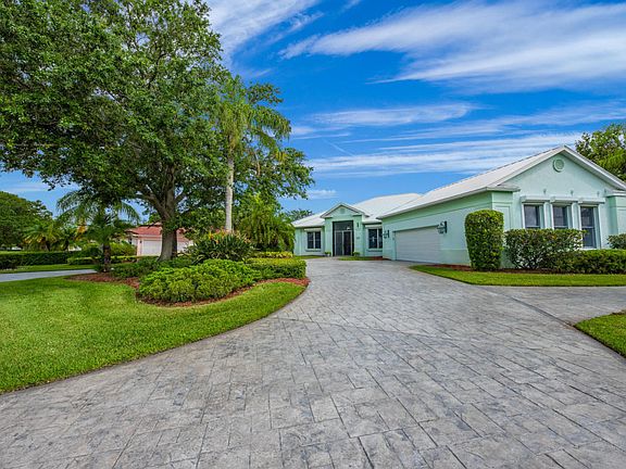 2nd image of 9516 Laurelwood Ct