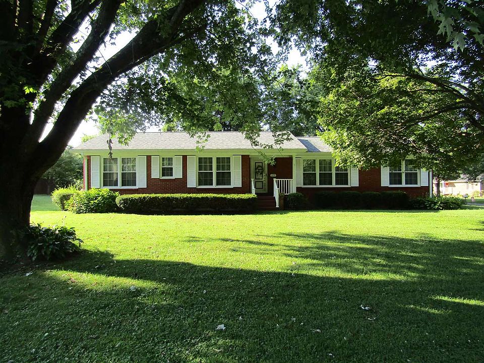 1st image of 129 Circle Dr