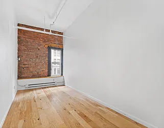 Rented by Ozymandius Realty