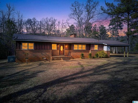 2nd image of 301 Gladden Ln W