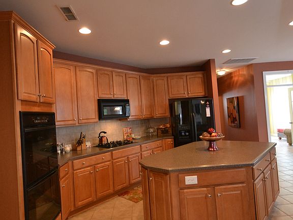 Upgraded kitchen appliances