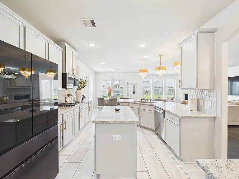 24711 Miltonwood St — Photo 17