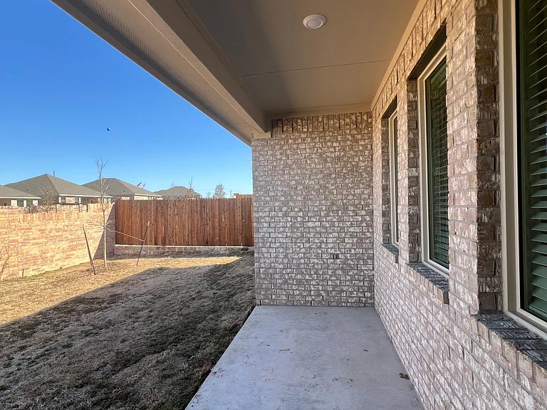 1200 Morning Dew Dr — Photo 6
