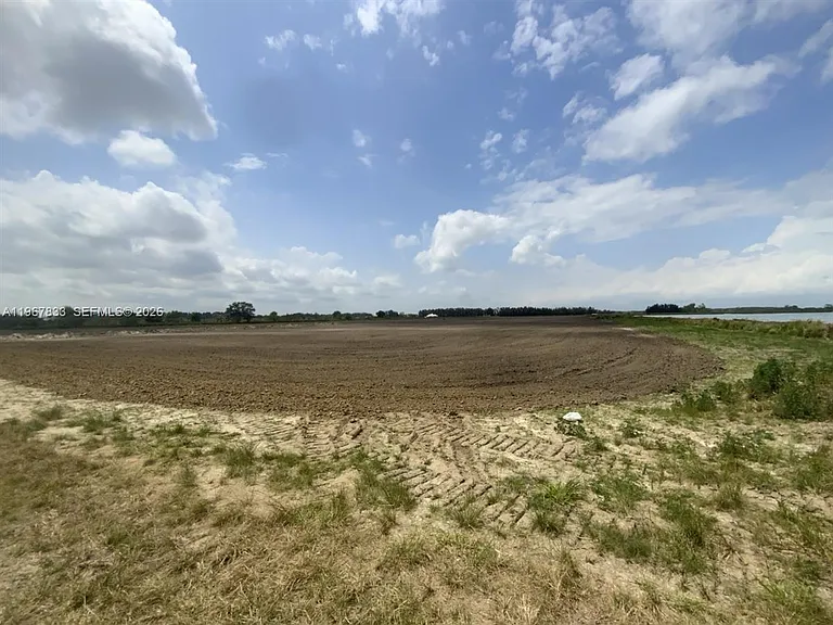 595 N Header Canal Rd — Photo 12