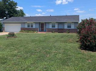 1611 Shirlee Ave, Ponca City, OK 74604
