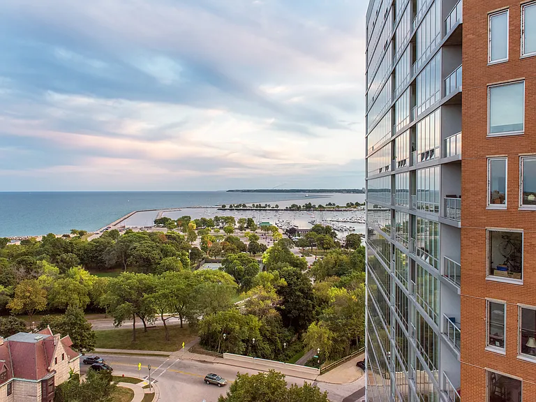 Park Lafayette Towers — Photo 26