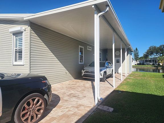 3rd image of 3707 Anchor Dr