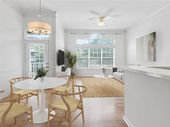 2700 Pine Tree Rd NE Unit 2310, Atlanta, GA 30324