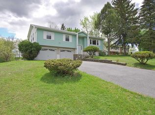 49 Alpert Dr, Wappingers Falls, NY 12590