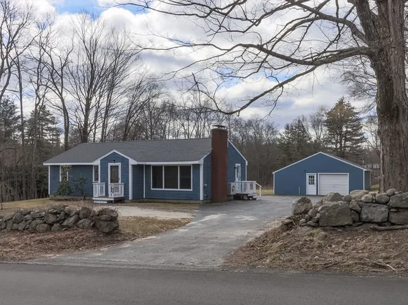68 Heald St, Pepperell, MA 01463